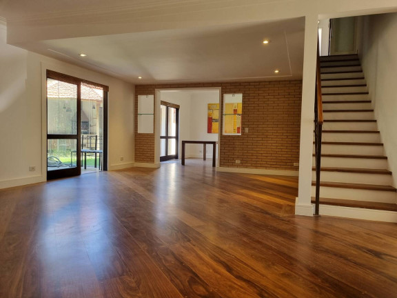 Casa com 4 Quartos à Venda, 330 m² em Tamboré - Santana De Parnaíba