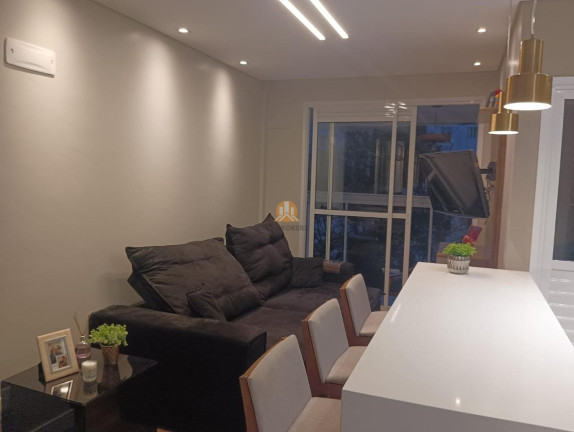 Imagem Imóvel com 2 Quartos à Venda, 72 m² em Bacacheri - Curitiba