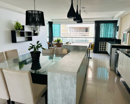 Imagem Imóvel com 3 Quartos à Venda, 121 m² em Centro - Balneário Camboriú Imagem Imóvel com 3 Quartos à Venda, 121 m² em Centro - Balneário Camboriú