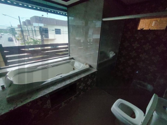 Casa com 5 Quartos à Venda, 315 m² em Tapanã (icoaraci) - Belém