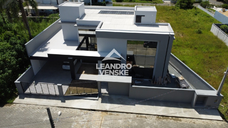Imagem Sobrado com 6 Quartos à Venda, em Itaguaçu - São Francisco Do Sul Imagem Sobrado com 6 Quartos à Venda, em Itaguaçu - São Francisco Do Sul