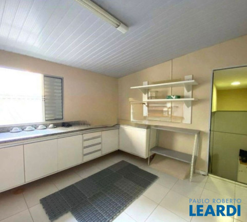 Imagem Sobrado com 2 Quartos à Venda, 550 m² em Osvaldo Cruz - São Caetano Do Sul