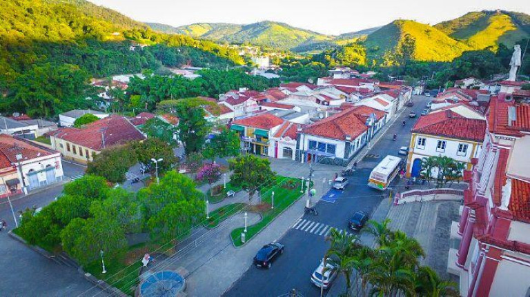 Imagem Terreno à Venda, 400 m² em Girardelli - Monte Alegre Do Sul
