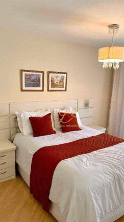 Imagem Sobrado com 3 Quartos à Venda, 220 m² em Tingui - Curitiba Imagem Sobrado com 3 Quartos à Venda, 220 m² em Tingui - Curitiba