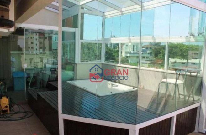 Imagem Cobertura com 2 Quartos à Venda, 260 m² em Juvevê - Curitiba