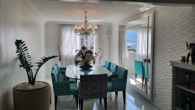 Imagem Casa com 4 Quartos à Venda, 285 m² em Taquara - Rio De Janeiro