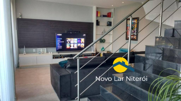 Imagem Casa com 3 Quartos à Venda, 300 m² em São Francisco - Niterói Imagem Casa com 3 Quartos à Venda, 300 m² em São Francisco - Niterói