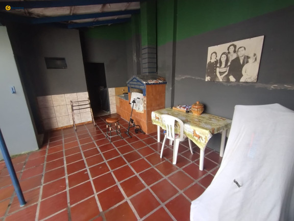 Imagem Casa com 4 Quartos à Venda, 324 m² em Balneário - Florianópolis Imagem Casa com 4 Quartos à Venda, 324 m² em Balneário - Florianópolis