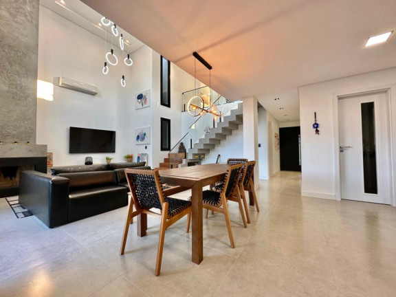 Imagem Casa com 4 Quartos à Venda, 249 m² em Xangri-la - Xangri-la Imagem Casa com 4 Quartos à Venda, 249 m² em Xangri-la - Xangri-la