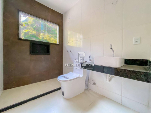 Imagem Casa com 4 Quartos à Venda, 216 m² em Granja Guarani - Teresópolis