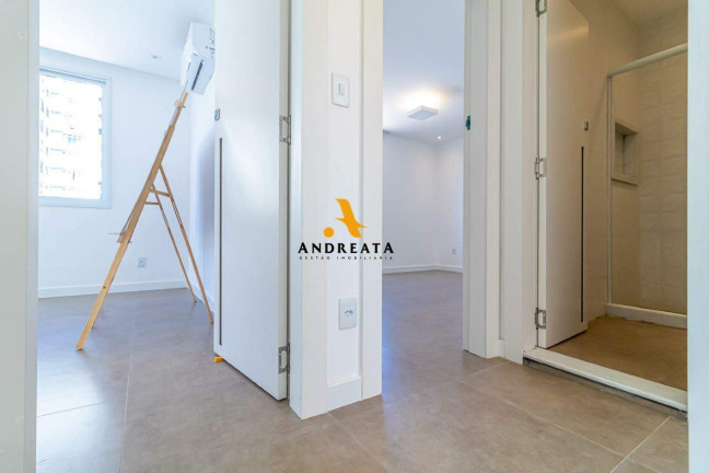 Imagem Cobertura com 3 Quartos à Venda, 237 m² em Copacabana - Rio De Janeiro Imagem Cobertura com 3 Quartos à Venda, 237 m² em Copacabana - Rio De Janeiro
