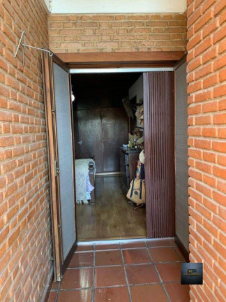 Imagem Casa com 4 Quartos à Venda, 360 m² em Embuema - Embu Das Artes Imagem Casa com 4 Quartos à Venda, 360 m² em Embuema - Embu Das Artes