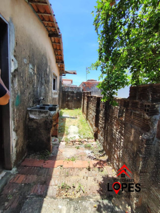 Imagem Casa com 3 Quartos à Venda, 150 m² em Pajuçara - Natal Imagem Casa com 3 Quartos à Venda, 150 m² em Pajuçara - Natal
