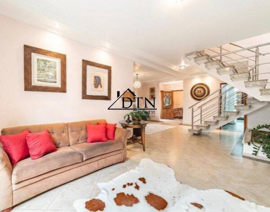 Imagem Casa com 4 Quartos à Venda, 450 m² em Horto Florestal - São Paulo