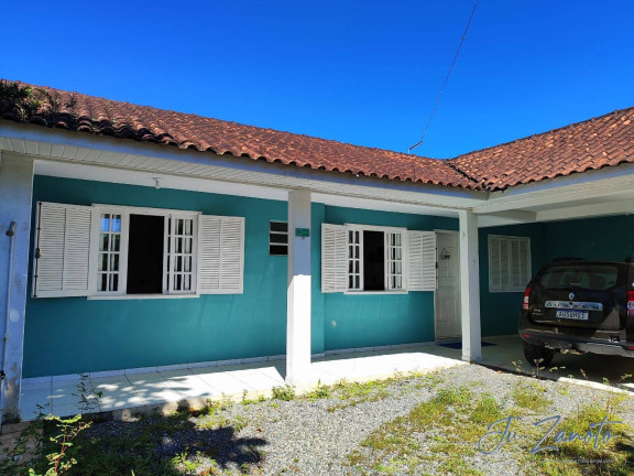 Casa com 3 Quartos à Venda, 133 m² em Barra Do Saí - Itapoá