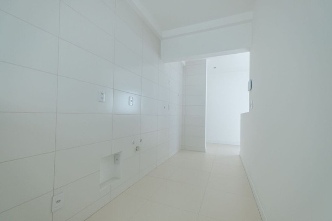 Imagem Apartamento com 3 Quartos à Venda, 98 m² em Centro - Florianópolis Imagem Apartamento com 3 Quartos à Venda, 98 m² em Centro - Florianópolis
