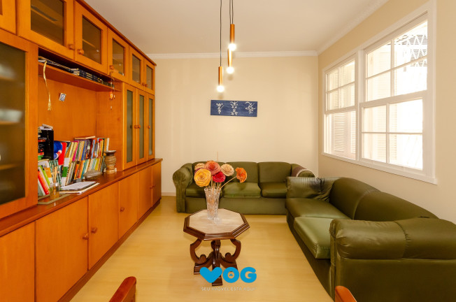 Imagem Imóvel com 3 Quartos à Venda, 119 m² em Petrópolis - Porto Alegre