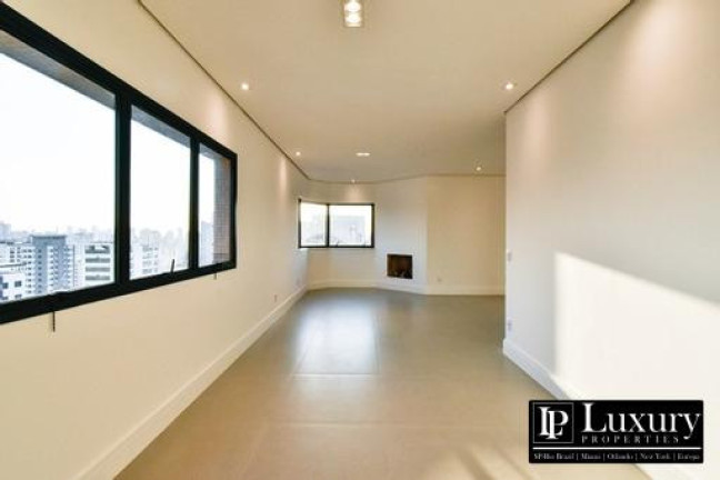 Imagem Cobertura com 4 Quartos à Venda, 365 m² em São Paulo