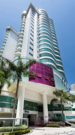 Imagem Apartamento com 3 Quartos à Venda, 241 m² em Centro - Balneário Camboriú Imagem Apartamento com 3 Quartos à Venda, 241 m² em Centro - Balneário Camboriú