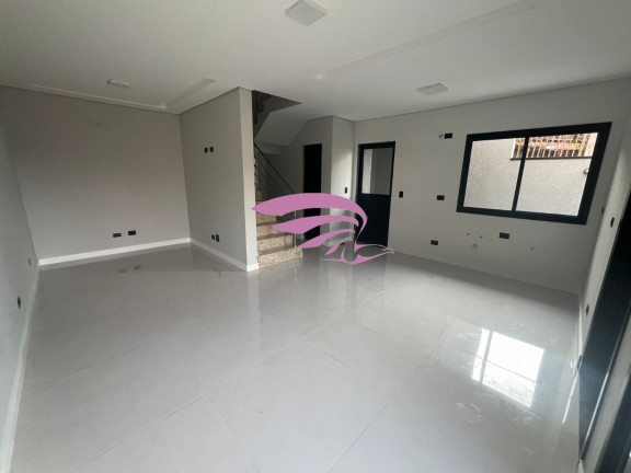 Imagem Casa com 3 Quartos à Venda, 137 m² em Uberaba - Curitiba Imagem Casa com 3 Quartos à Venda, 137 m² em Uberaba - Curitiba