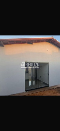 Imagem Casa com 2 Quartos à Venda, 200 m² em Loteamento Ilha Bela - Uberaba Imagem Casa com 2 Quartos à Venda, 200 m² em Loteamento Ilha Bela - Uberaba