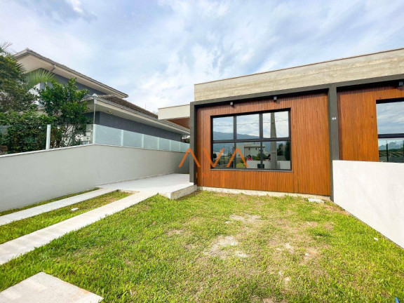 Imagem Casa com 3 Quartos à Venda, 112 m² em Rio Vermelho - Florianópolis Imagem Casa com 3 Quartos à Venda, 112 m² em Rio Vermelho - Florianópolis