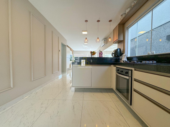 Imagem Casa com 3 Quartos à Venda, 180 m² em Morada De Laranjeiras - Serra Imagem Casa com 3 Quartos à Venda, 180 m² em Morada De Laranjeiras - Serra