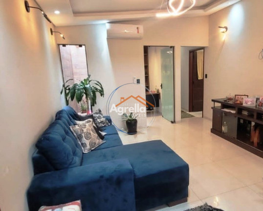 Imagem Casa com 3 Quartos à Venda, 250 m² em Vila São João - Mogi Guaçu Imagem Casa com 3 Quartos à Venda, 250 m² em Vila São João - Mogi Guaçu
