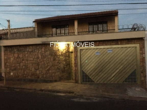 Sobrado com 4 Quartos à Venda, 288 m² em Planalto Verde - Ribeirão Preto