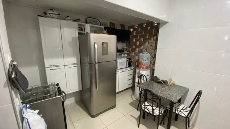 Casa com 3 Quartos à Venda, 250 m² em Edson Queiroz - Fortaleza