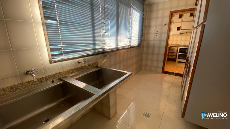Imagem Cobertura com 4 Quartos à Venda, 370 m² em Jardim Central - Dourados