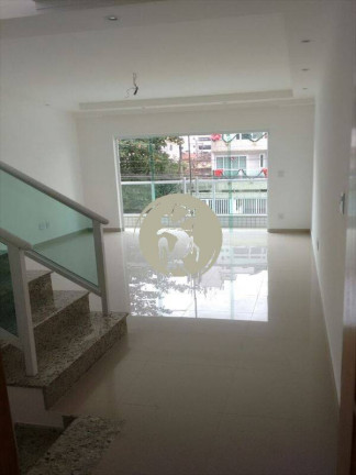 Imagem Casa com 4 Quartos à Venda, 230 m² em Embare - Santos Imagem Casa com 4 Quartos à Venda, 230 m² em Embare - Santos