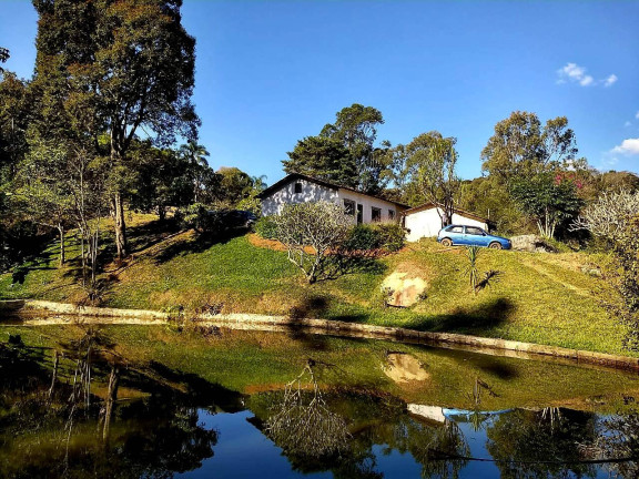 Imagem Chácara com 3 Quartos à Venda, 25.000 m² em Camanducaia Imagem Chácara com 3 Quartos à Venda, 25.000 m² em Camanducaia