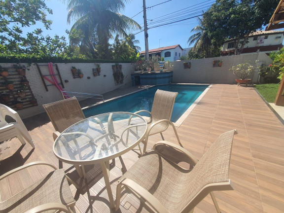 Imagem Casa com 6 Quartos para Temporada, 236 m² em Guarajuba - Camaçari