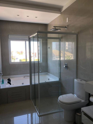 Imagem Casa com 3 Quartos à Venda, 360 m² em Universitário - Tijucas Imagem Casa com 3 Quartos à Venda, 360 m² em Universitário - Tijucas