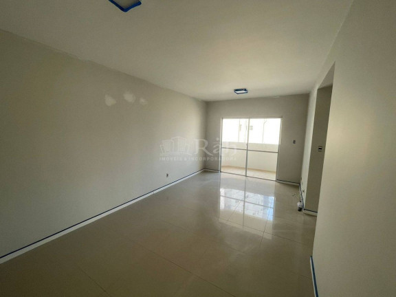 Imagem Apartamento com 2 Quartos à Venda, 64 m² em Centro - Balneário Camboriú