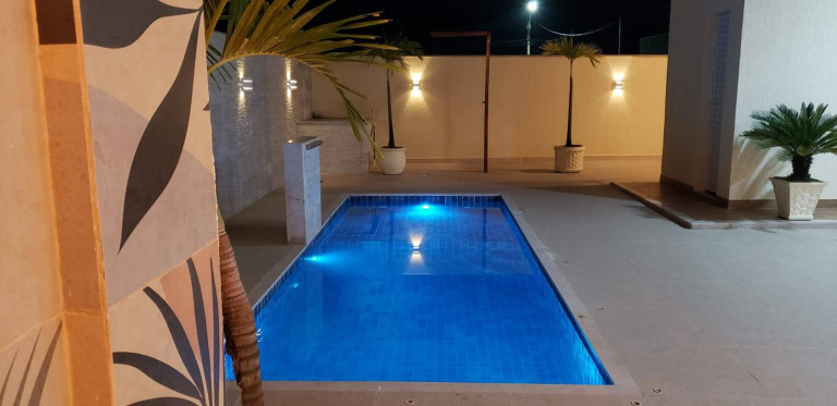 Imagem Casa com 3 Quartos à Venda, 396 m² em Caxito - Maricá