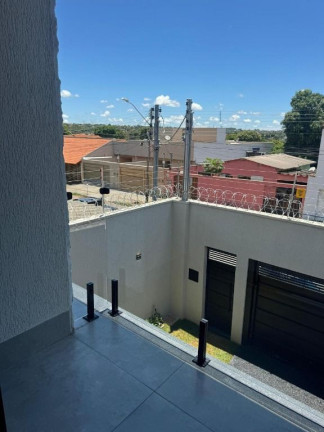 Imagem Sobrado com 3 Quartos à Venda, 175 m² em Jardim Vila Boa - Goiânia Imagem Sobrado com 3 Quartos à Venda, 175 m² em Jardim Vila Boa - Goiânia