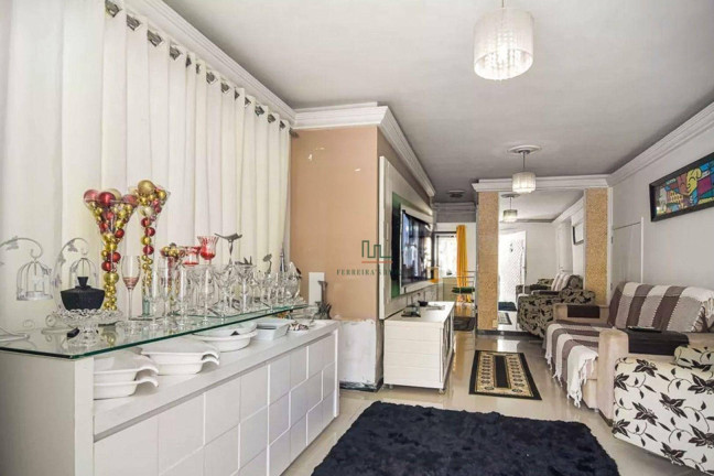 Imagem Casa com 5 Quartos à Venda, 125 m² em Itaipu - Niterói Imagem Casa com 5 Quartos à Venda, 125 m² em Itaipu - Niterói