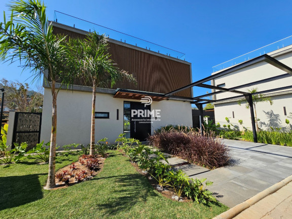 Sobrado com 5 Quartos à Venda, 312 m² em Itaguassú - Ilhabela