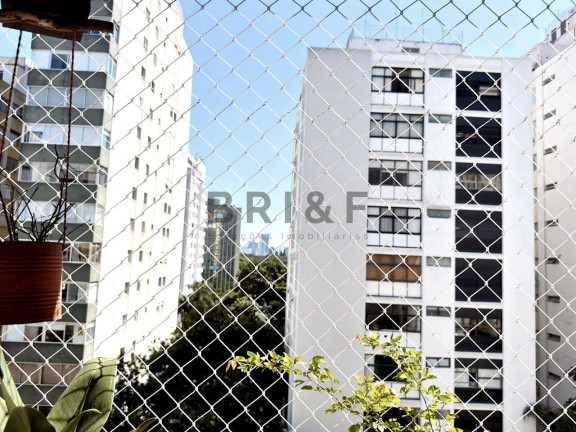 Imagem Apartamento com 3 Quartos à Venda, 126 m² em Itaim Bibi - São Paulo Imagem Apartamento com 3 Quartos à Venda, 126 m² em Itaim Bibi - São Paulo