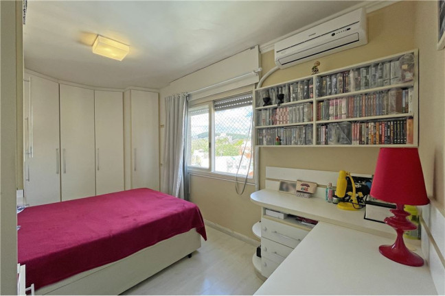 Imagem Apartamento com 2 Quartos à Venda, 73 m² em Teresópolis - Porto Alegre Imagem Apartamento com 2 Quartos à Venda, 73 m² em Teresópolis - Porto Alegre