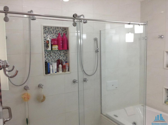 Imagem Casa com 4 Quartos para Alugar, 400 m² em São Francisco - Niterói Imagem Casa com 4 Quartos para Alugar, 400 m² em São Francisco - Niterói