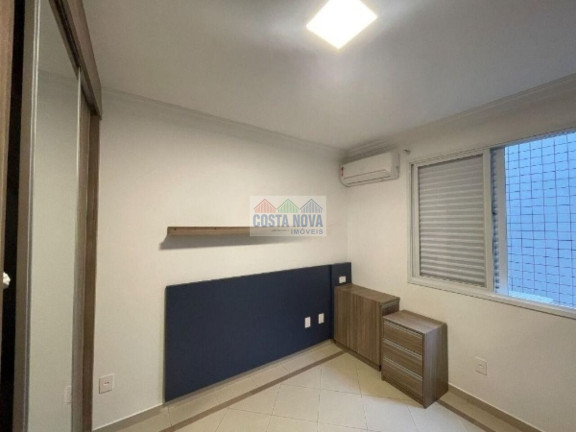 Imagem Casa com 4 Quartos à Venda, 192 m²