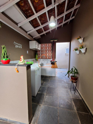 Imagem Casa com 2 Quartos à Venda, 165 m² em Loteamento Inocoop - Mogi Mirim Imagem Casa com 2 Quartos à Venda, 165 m² em Loteamento Inocoop - Mogi Mirim