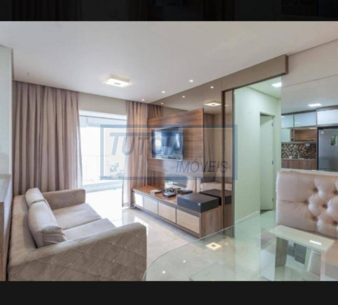 Apartamento com 2 Quartos à Venda, 65 m² em Aclimação - São Paulo