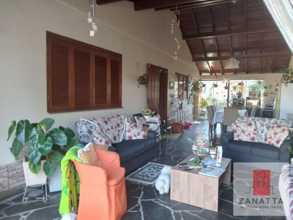 Imagem Casa com 3 Quartos à Venda, 396 m² em Tamandaré - Esteio Imagem Casa com 3 Quartos à Venda, 396 m² em Tamandaré - Esteio
