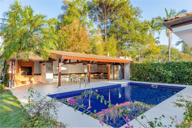 Casa com 5 Quartos à Venda, 371 m² em Jardim Marajoara - São Paulo