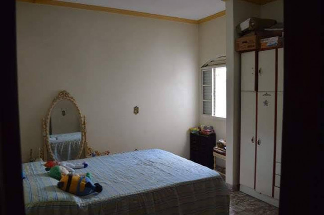 Imagem Imóvel com 2 Quartos à Venda, 286 m² em Vila Vianelo - Jundiaí Imagem Imóvel com 2 Quartos à Venda, 286 m² em Vila Vianelo - Jundiaí