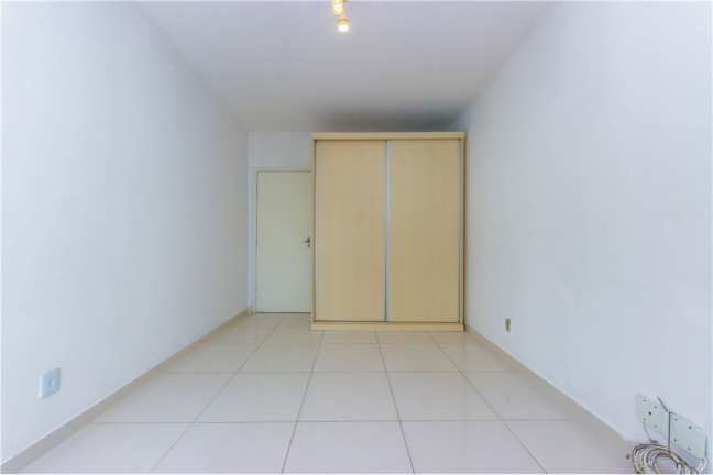 Imagem Imóvel com 3 Quartos à Venda, em Pinheiros - São Paulo Imagem Imóvel com 3 Quartos à Venda, em Pinheiros - São Paulo